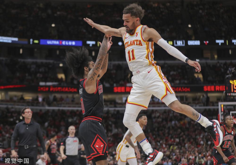 在绚丽的灯 在绚丽的灯