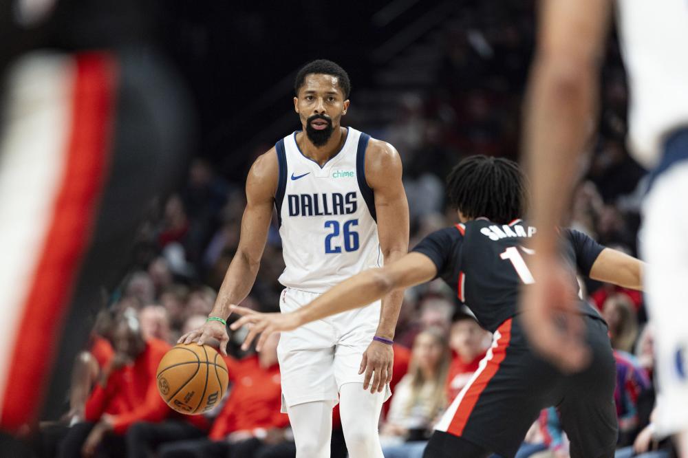 参与进攻的 参与进攻的